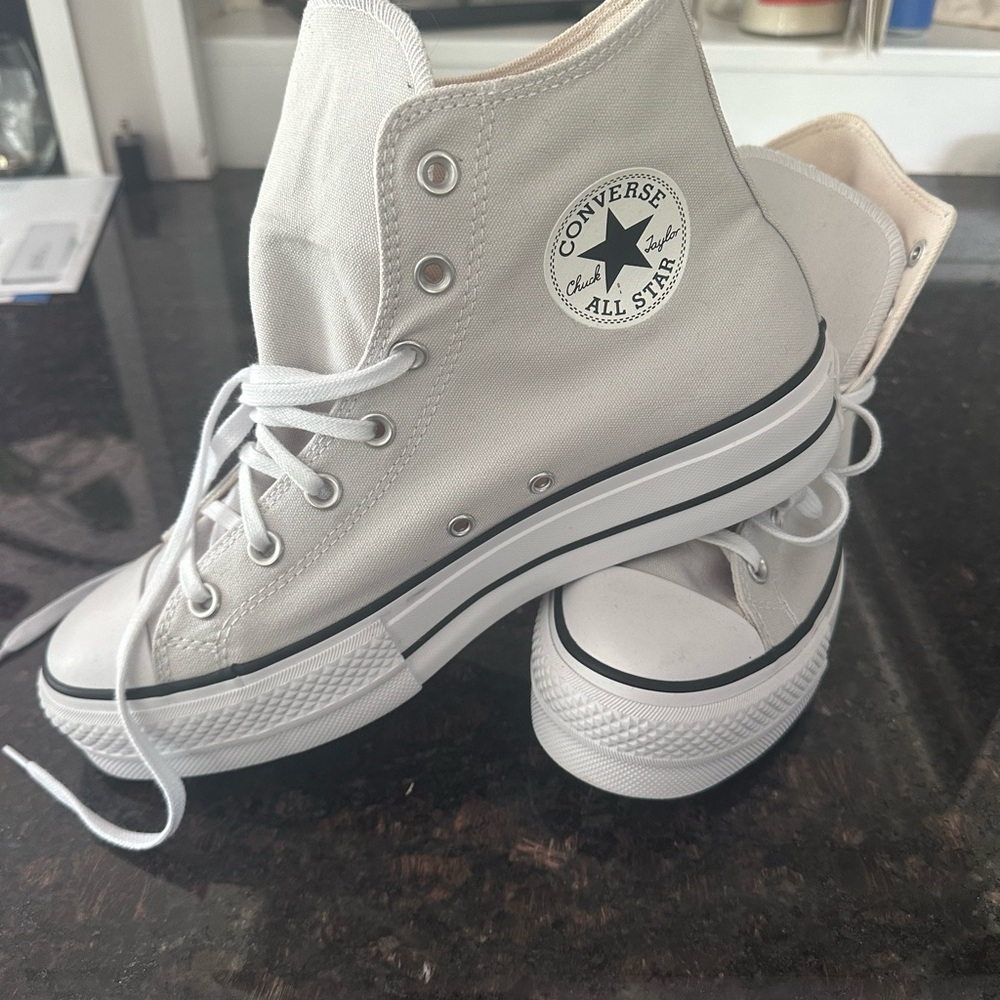 Converse Women's Classic White High-Tops